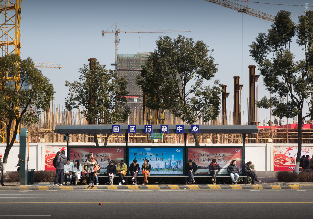 Chine - Arrêt de bus dans le SIP à Suzhou