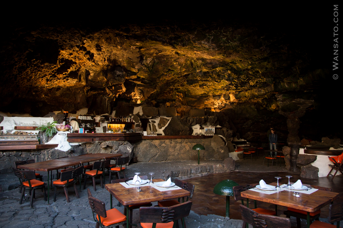 Espagne - Restaurant à Jameos Del Agua dans les îles Canaries
