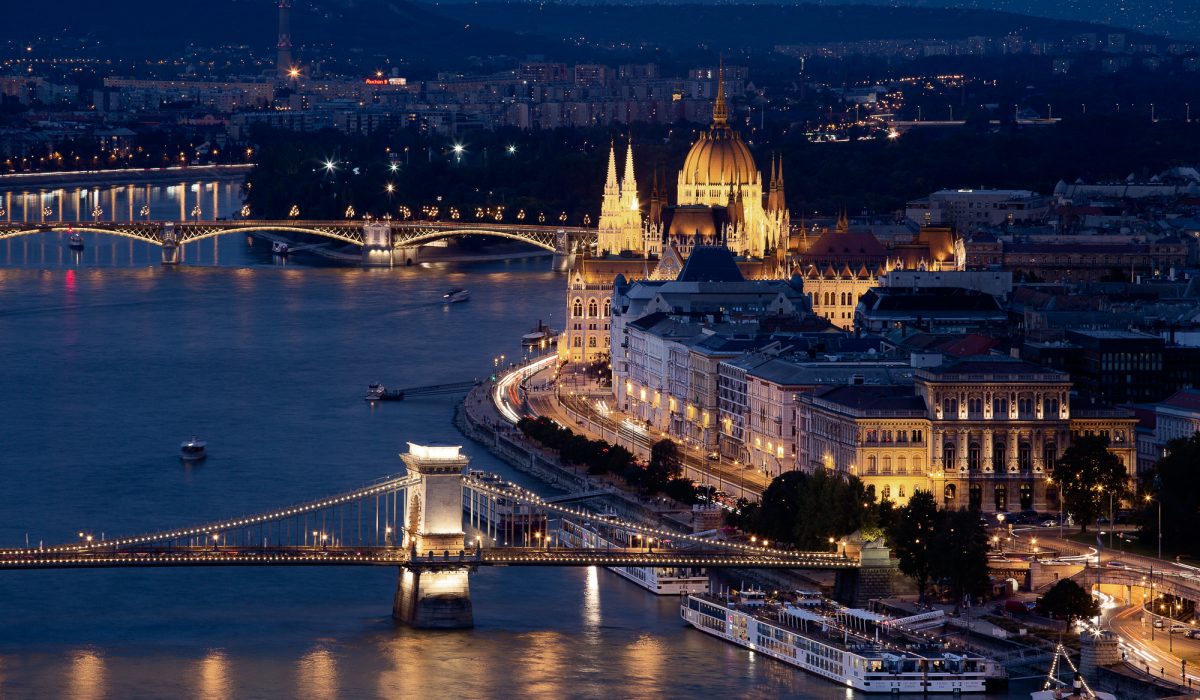 Slider - Le Parlement De Budapest