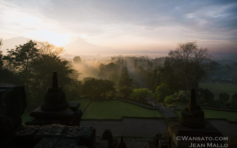 Portfolio - Lever De Soleil Sur Borobudur